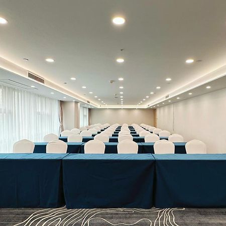 Holiday Inn Express Qingdao City Center, An Ihg Hotel 외부 사진