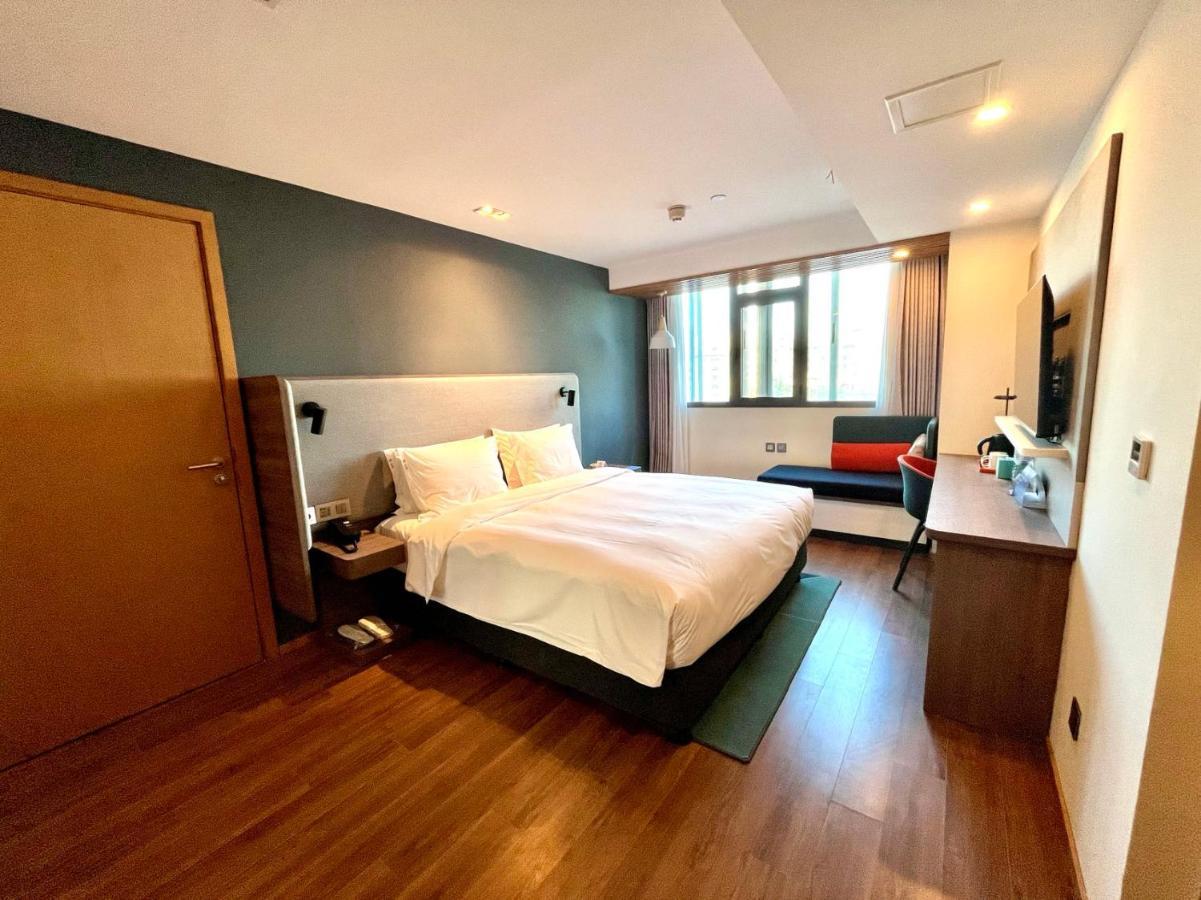 Holiday Inn Express Qingdao City Center, An Ihg Hotel 외부 사진