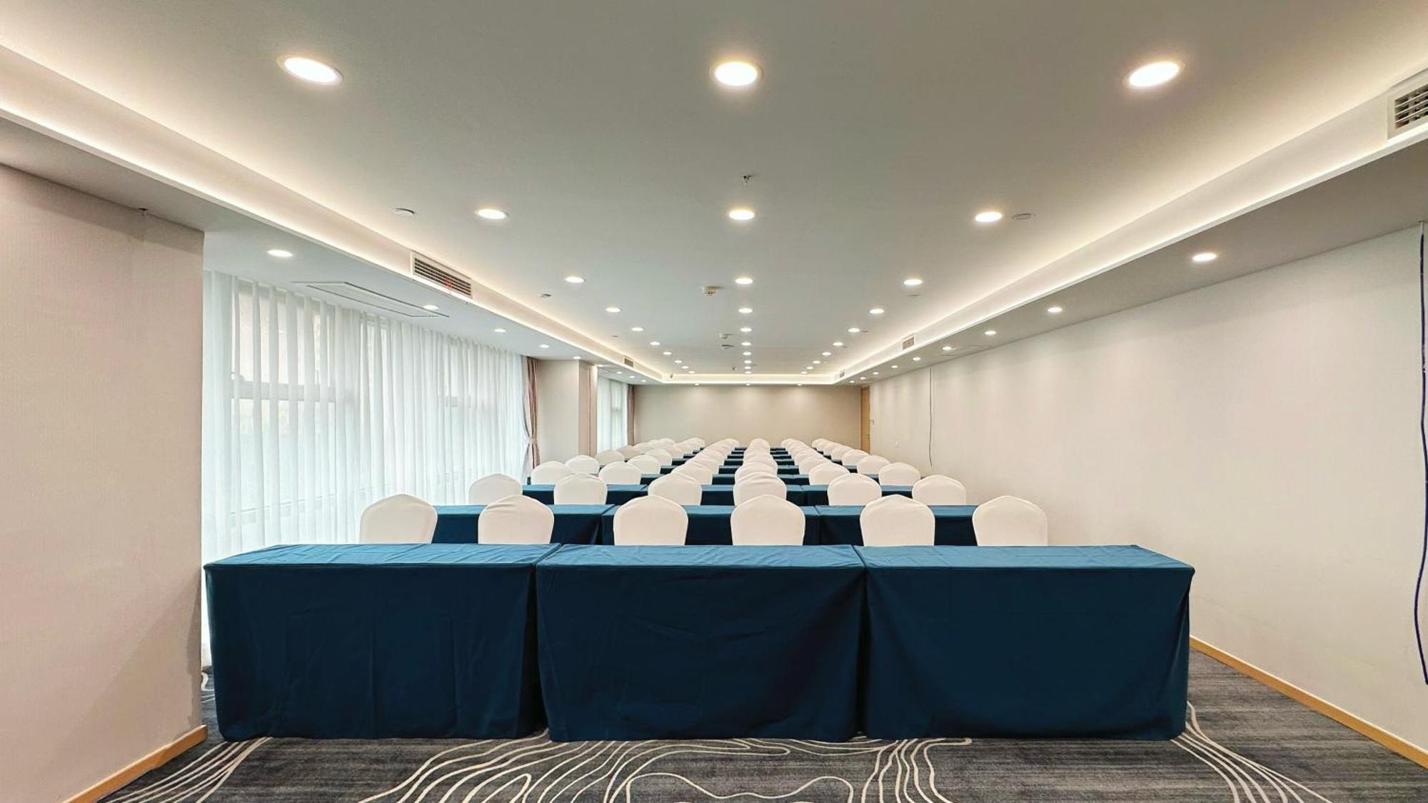 Holiday Inn Express Qingdao City Center, An Ihg Hotel 외부 사진