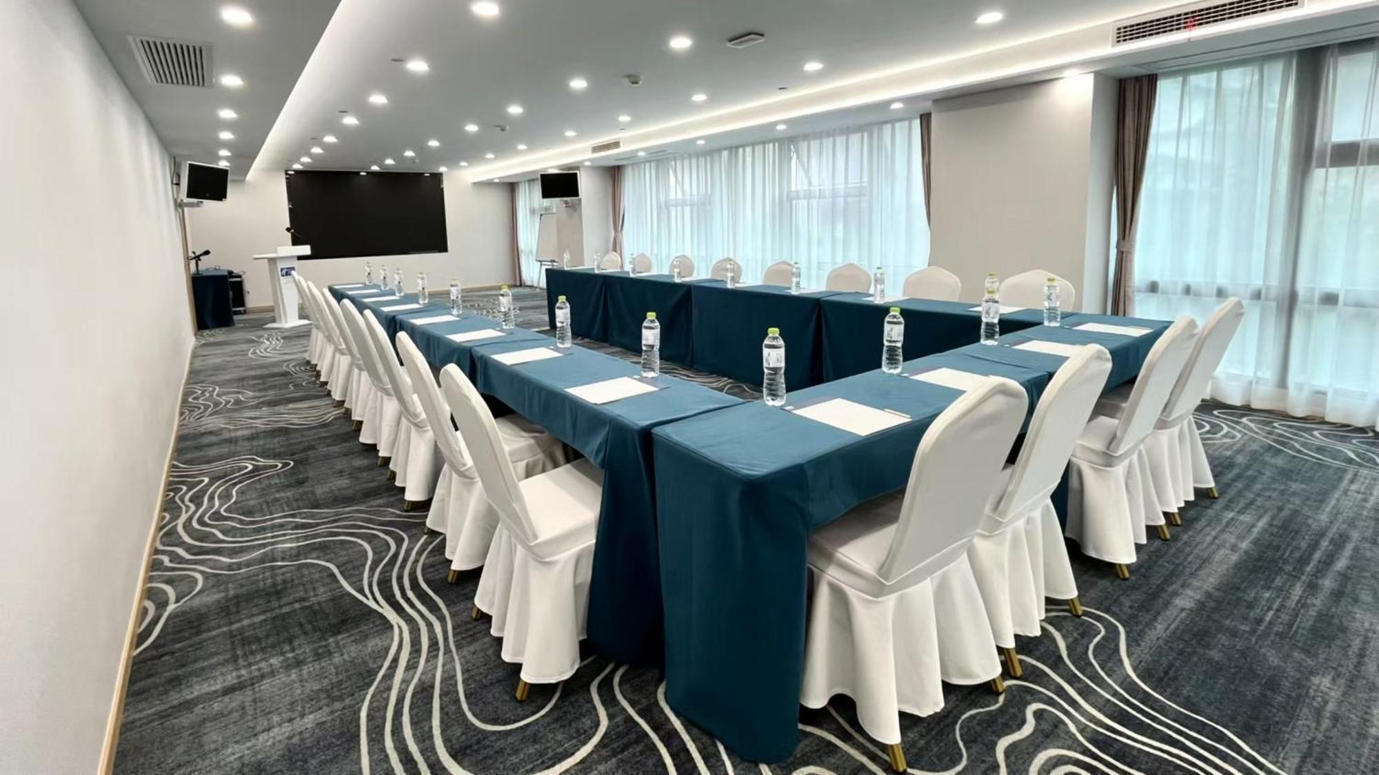 Holiday Inn Express Qingdao City Center By Ihg 외부 사진